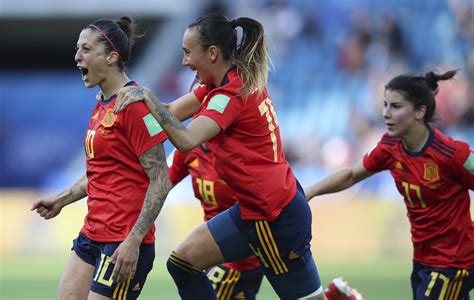 Spain women's national football team vs uswnt lineups - October 11. Estadio El Sadar, Pamplona. — U.S. Women's National Soccer Team (@USWNT) September 12, 2022. Hit the comments to discuss this big matchup …